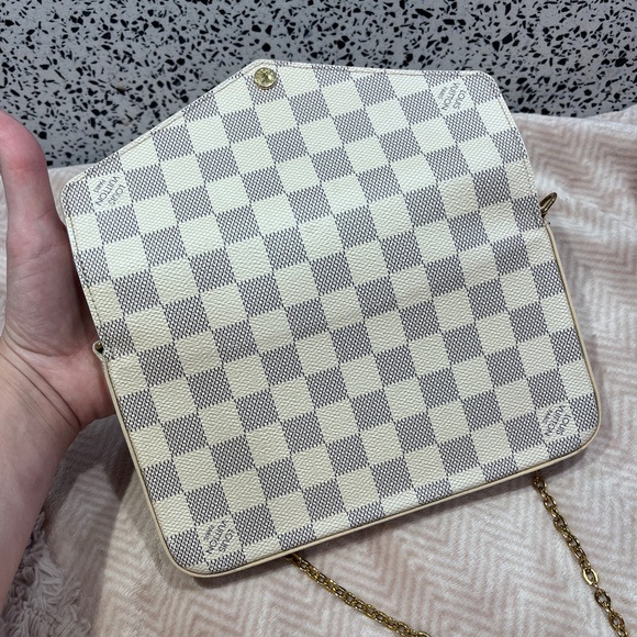 Louis Vuitton Félicie Pochette in Damier Azur Canvas - Picture 14 of 16